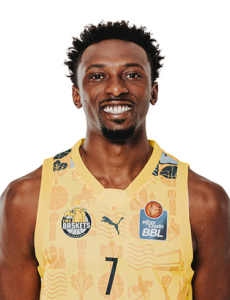 EWE Baskets Oldenburg Tucker