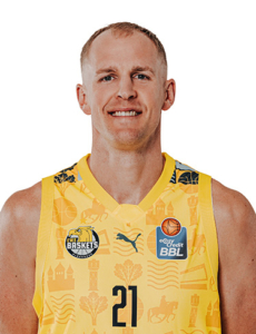 EWE Baskets Oldenburg Seth Hinrichs